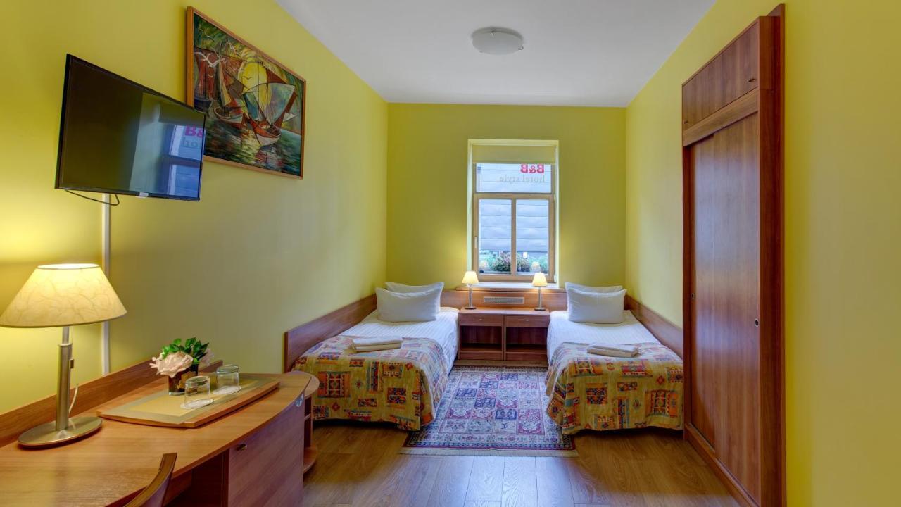Bed & Breakfast In Astra 3*